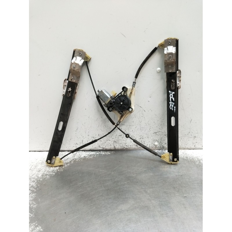 Recambio de elevalunas delantero derecho para seat leon (5f1) 1.6 tdi referencia OEM IAM 5Q0959802B 5P 0130822716 E850202100