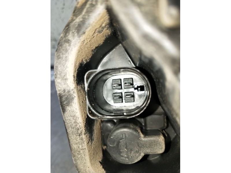 Recambio de piloto trasero derecho para seat leon (5f1) 1.6 tdi referencia OEM IAM 5F0945096D 90042860 