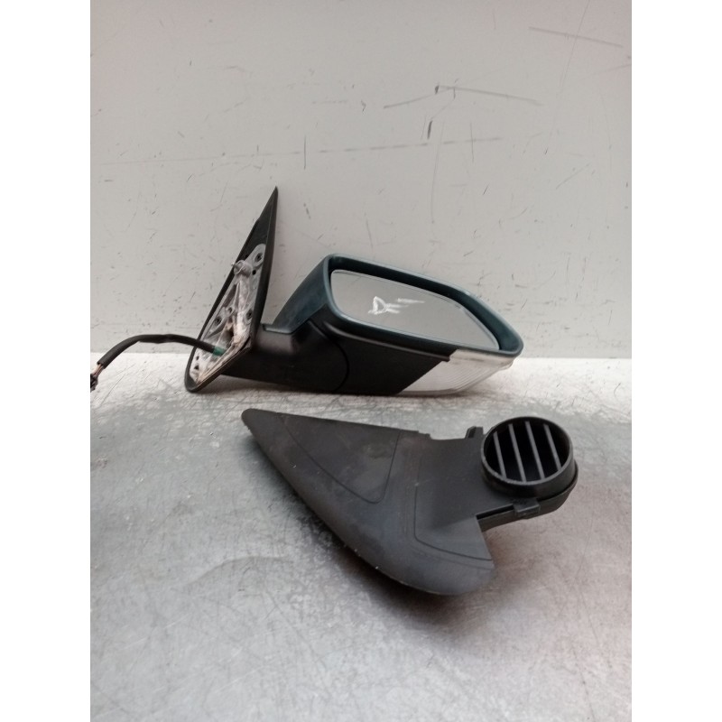 Recambio de retrovisor derecho para skoda octavia ii (1z3) 1.9 tdi referencia OEM IAM electrico 1 enchufe 7 cables 