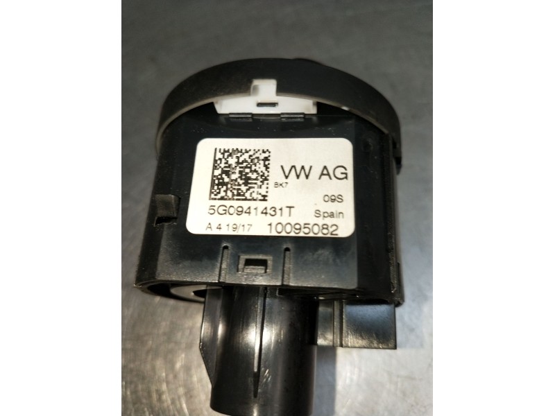 Recambio de mando luces para seat leon (5f1) 1.6 tdi referencia OEM IAM 5G0941431T 10095082 