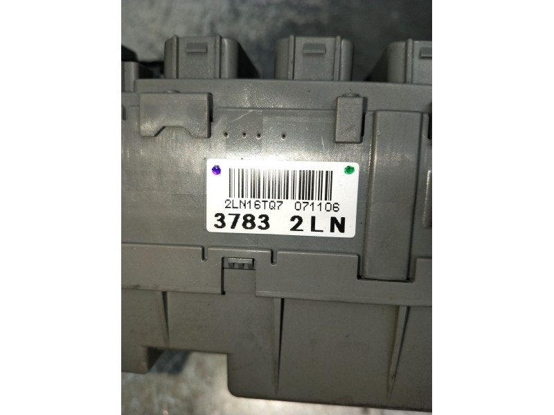 Recambio de caja reles / fusibles para honda civic viii hatchback (fn, fk) 2.2 ctdi (fk3) referencia OEM IAM 2LN16TQ7 071106 378