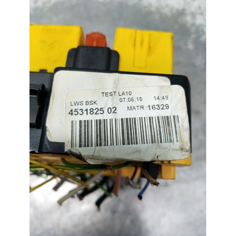 Recambio de caja reles / fusibles para peugeot 208 i (ca_, cc_) 1.6 hdi / bluehdi 75 referencia OEM IAM 9804846880 A006C801 4531