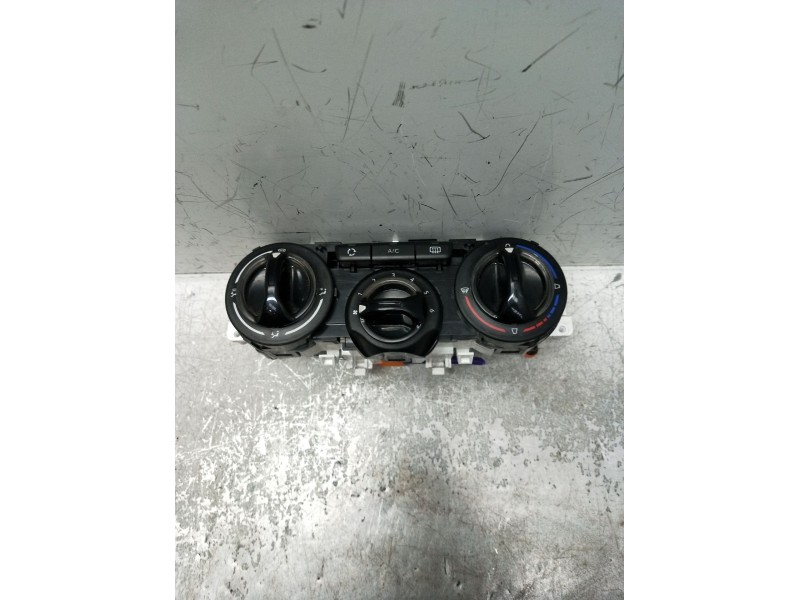 Recambio de mando calefaccion / aire acondicionado para peugeot 208 i (ca_, cc_) 1.6 hdi / bluehdi 75 referencia OEM IAM E106307
