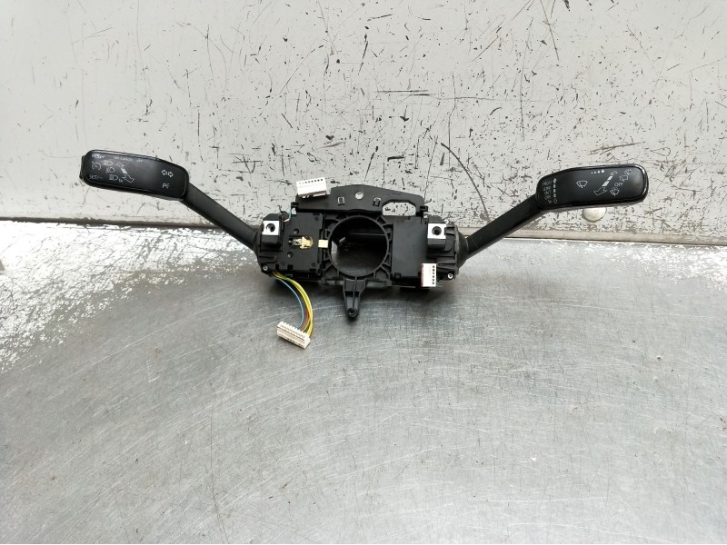 Recambio de mando luces para seat leon (5f1) 1.6 tdi referencia OEM IAM 5Q09534507GD 1012603603 