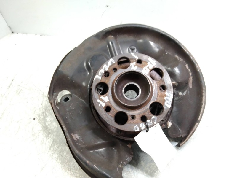 Recambio de mangueta trasera izquierda para mercedes clase c (w202) berlina 280 (202.029) referencia OEM IAM   