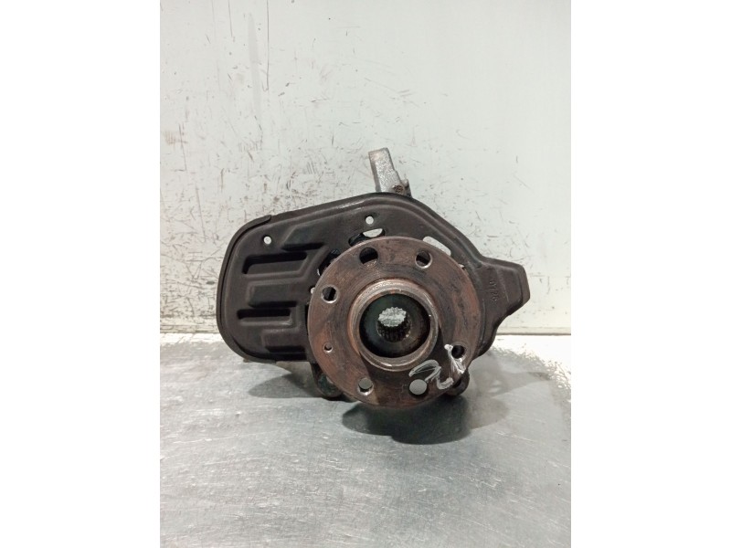 Recambio de mangueta delantera izquierda para opel combo furgoneta/monovolumen 1.3 cdti 16v referencia OEM IAM 13154317  