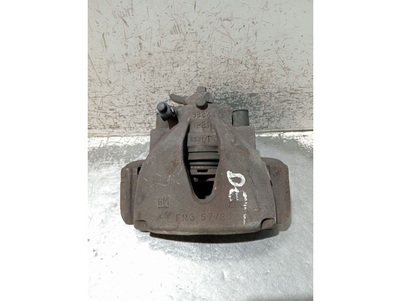 Recambio de pinza freno delantera derecha para saab 9-3 cabriolet (ys3d) 2.0 i referencia OEM IAM FN35725  