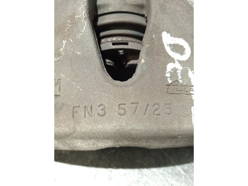 Recambio de pinza freno delantera derecha para saab 9-3 cabriolet (ys3d) 2.0 i referencia OEM IAM FN35725  