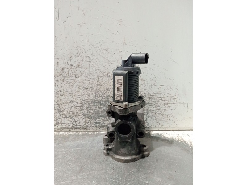 Recambio de valvula egr para opel combo furgoneta/monovolumen 1.3 cdti 16v referencia OEM IAM 55201144 70002019 