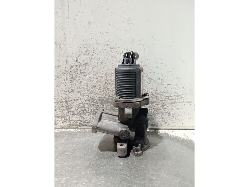 Recambio de valvula egr para opel combo furgoneta/monovolumen 1.3 cdti 16v referencia OEM IAM 55201144 70002019 