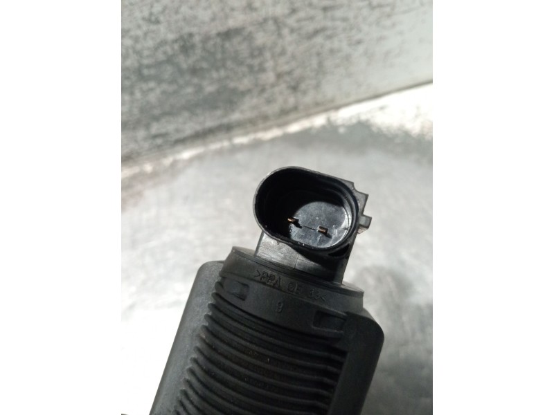 Recambio de valvula egr para opel combo furgoneta/monovolumen 1.3 cdti 16v referencia OEM IAM 55201144 70002019 