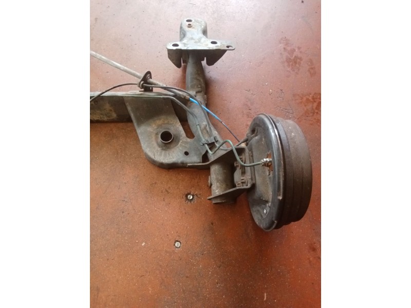 Recambio de puente trasero para renault clio ii (bb_, cb_) 1.5 dci (b/cb08) referencia OEM IAM   TAMBOR