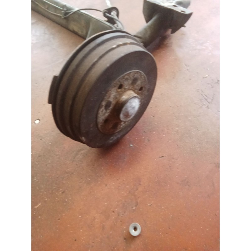Recambio de puente trasero para renault clio ii (bb_, cb_) 1.5 dci (b/cb08) referencia OEM IAM   TAMBOR