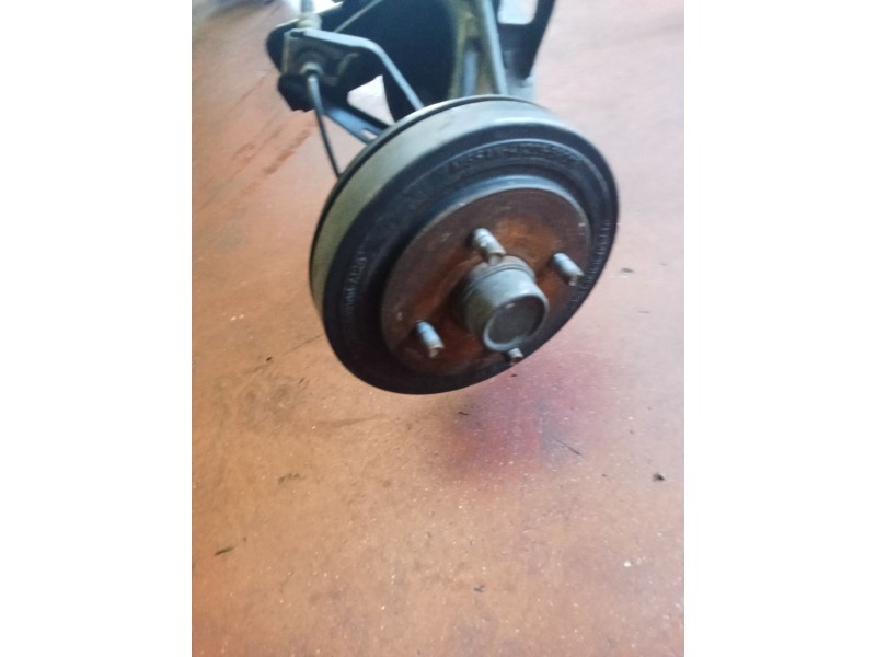 Recambio de puente trasero para nissan micra ii (k11) 1.0 i 16v referencia OEM IAM   TAMBOR