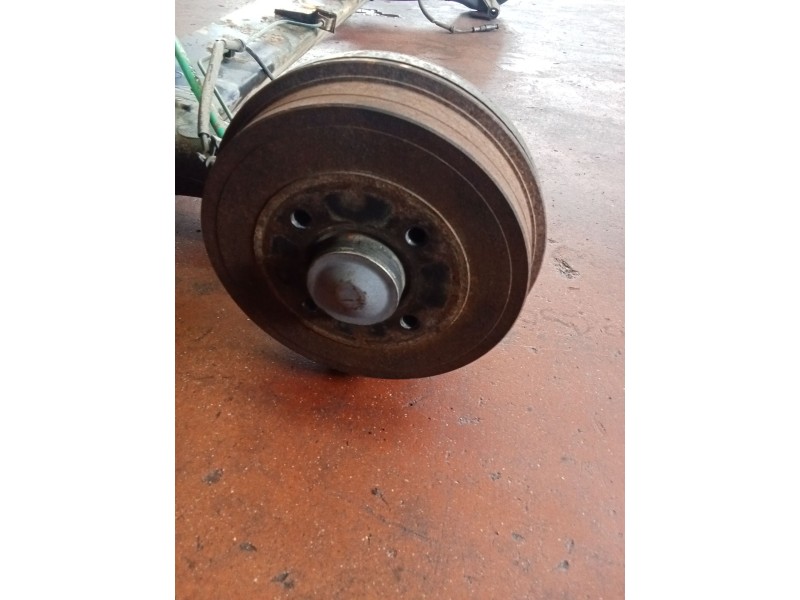 Recambio de puente trasero para renault megane i classic (la0/1_) 1.9 dci (la05, la1f) referencia OEM IAM   TAMBOR/ABS