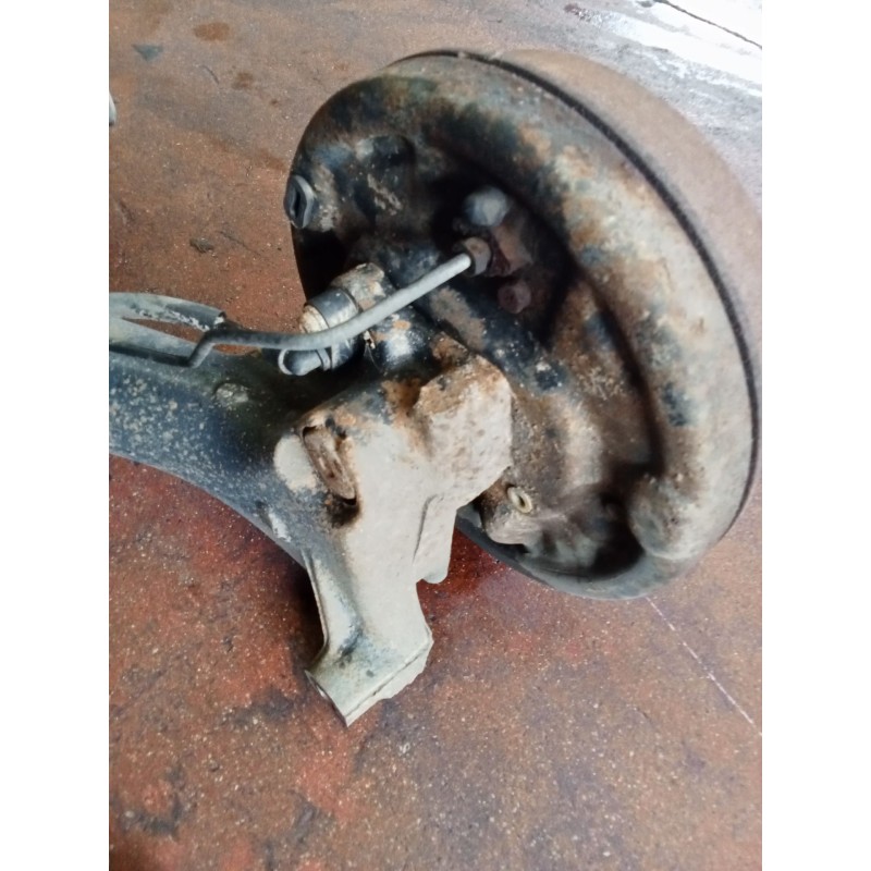 Recambio de puente trasero para renault megane i classic (la0/1_) 1.9 dci (la05, la1f) referencia OEM IAM   TAMBOR/ABS