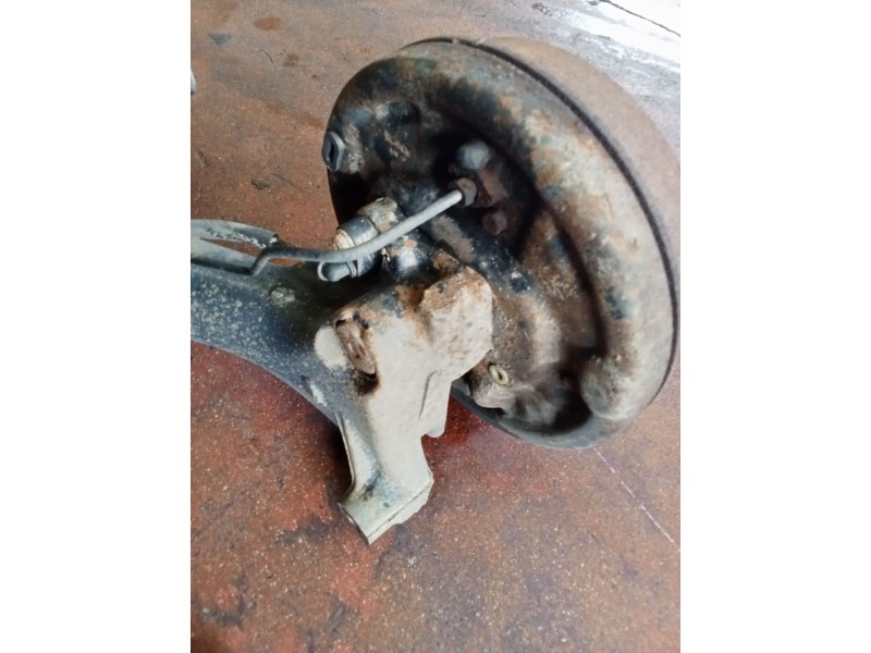 Recambio de puente trasero para renault megane i classic (la0/1_) 1.9 dci (la05, la1f) referencia OEM IAM   TAMBOR/ABS