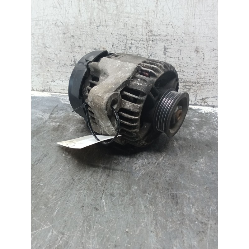 Recambio de alternador para smart fortwo coupé (450) 0.7 (450.352, 450.332) referencia OEM IAM 63321658 0003250V011 