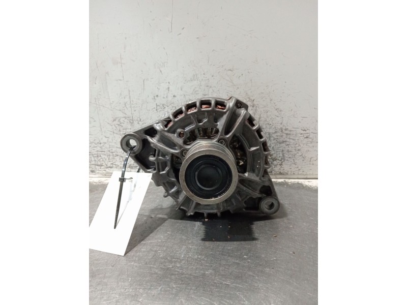 Recambio de alternador para iveco daily vi caja/chasis 33s14, 35s14, 35c14 referencia OEM IAM 5802266117 0125811138 