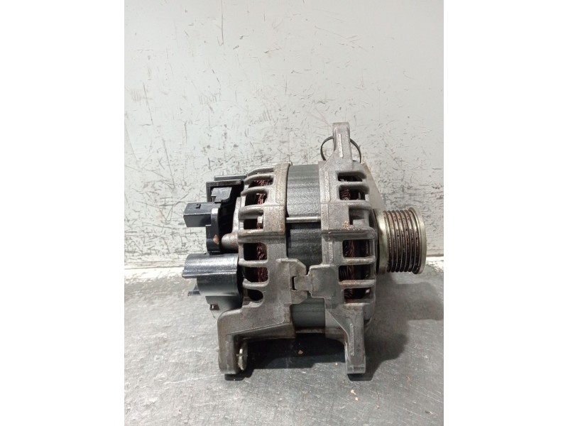 Recambio de alternador para iveco daily vi caja/chasis 33s14, 35s14, 35c14 referencia OEM IAM 5802266117 0125811138 