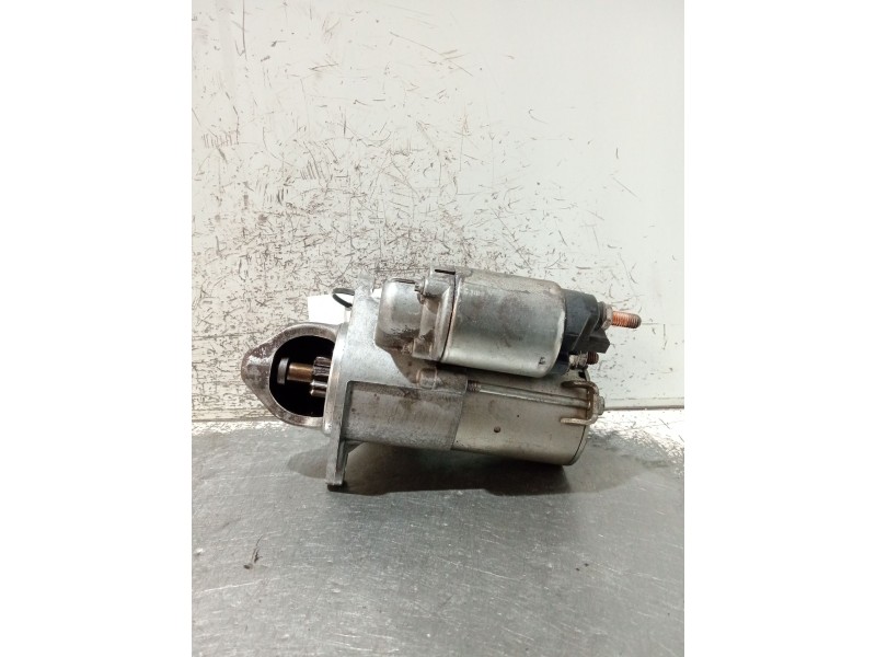 Recambio de motor arranque para opel astra h ber. 1.6 16v cat referencia OEM IAM 55556092  