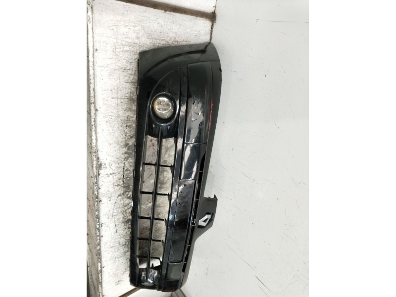 Recambio de paragolpes delantero para renault clio ii (bb_, cb_) 1.5 dci (b/cb08) referencia OEM IAM   