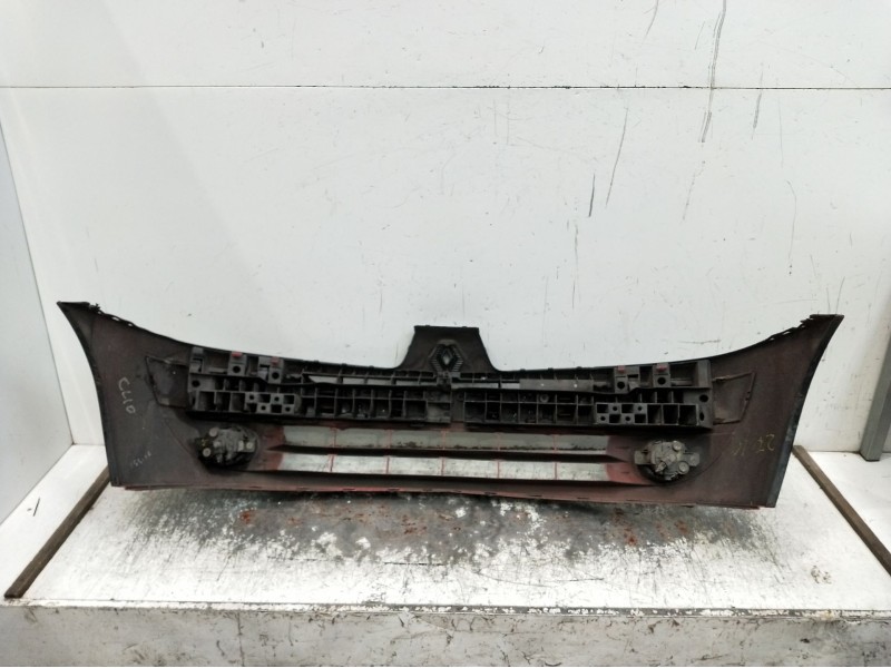 Recambio de paragolpes delantero para renault clio ii (bb_, cb_) 1.5 dci (b/cb08) referencia OEM IAM   