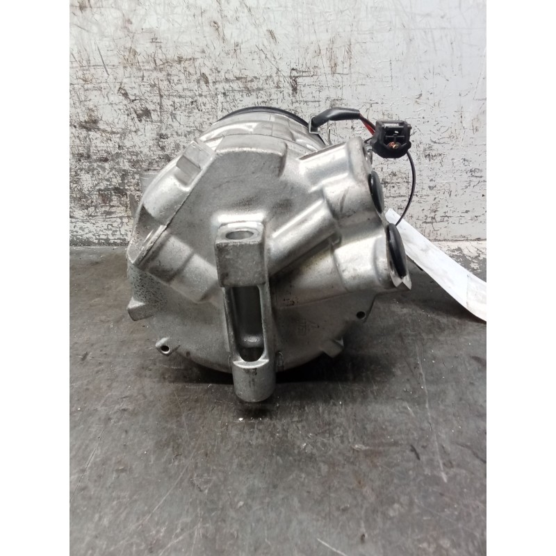 Recambio de compresor aire acondicionado para renault espace iv (jk0/1_) 2.0 dci (jk02, jk03) referencia OEM IAM 2763000Q0A  
