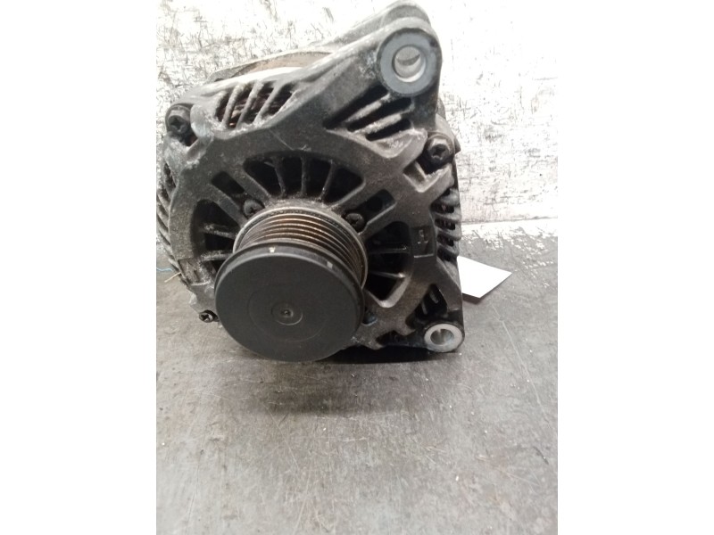 Recambio de alternador para peugeot 407 (6d_) 2.0 hdi 135 (6drhrh, 6drhre, 6drhrg, 6drhrj) referencia OEM IAM 98547528 A004TJ008