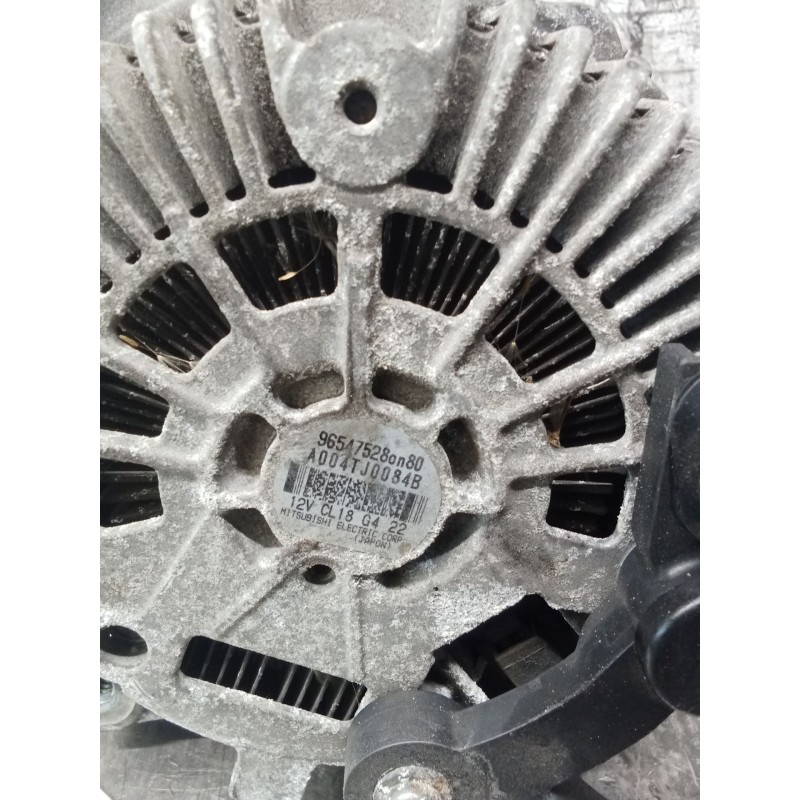 Recambio de alternador para peugeot 407 (6d_) 2.0 hdi 135 (6drhrh, 6drhre, 6drhrg, 6drhrj) referencia OEM IAM 98547528 A004TJ008