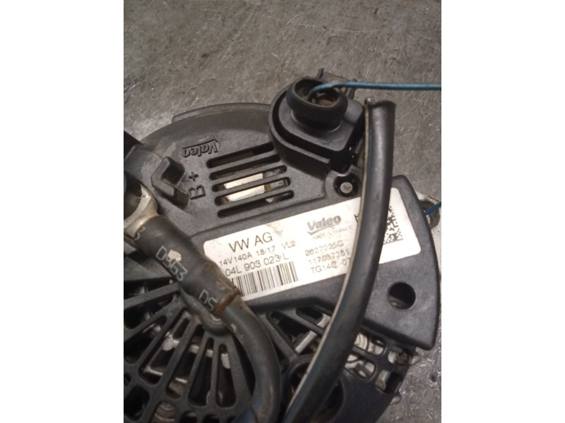 Recambio de alternador para seat leon (5f1) 1.6 tdi referencia OEM IAM 04L903023L 2627025C 
