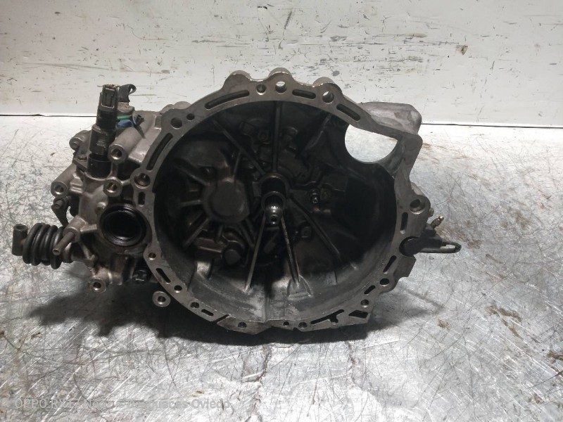 Recambio de caja cambios para mazda 626 berlina (ge) 2.5 v6 24v cat referencia OEM IAM   