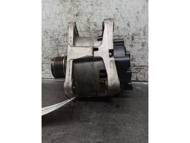 Recambio de alternador para nissan qashqai (j10) referencia OEM IAM TG11C064 8200667608 