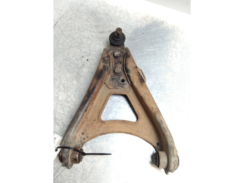Recambio de brazo suspension inferior delantero derecho para renault 11 1.4 tse referencia OEM IAM   