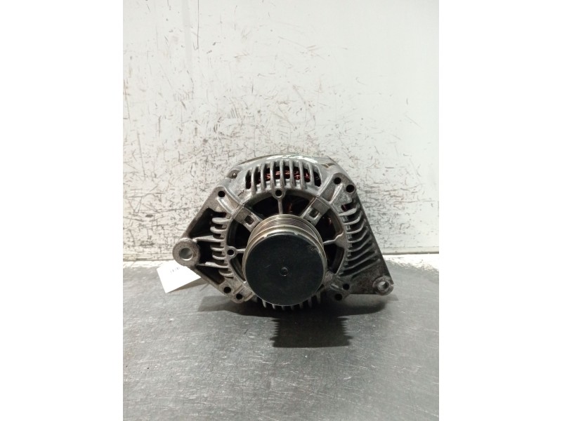 Recambio de alternador para renault megane i classic (la0/1_) 1.9 dci (la05, la1f) referencia OEM IAM 8200064685 2542495A 