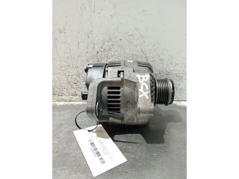 Recambio de alternador para renault megane i classic (la0/1_) 1.9 dci (la05, la1f) referencia OEM IAM 8200064685 2542495A 