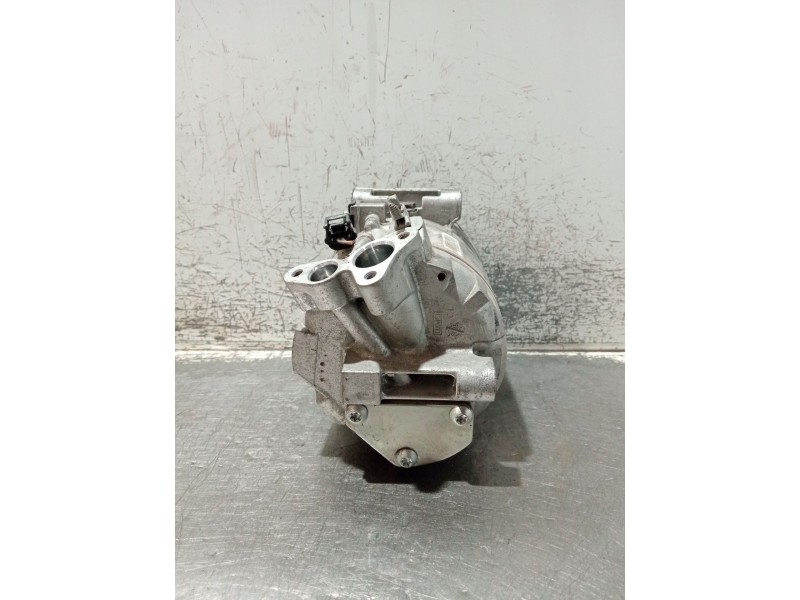 Recambio de compresor aire acondicionado para renault master iii furgoneta (fv) 2.3 dci 110 fwd (fv0r, fv0w) referencia OEM IAM 