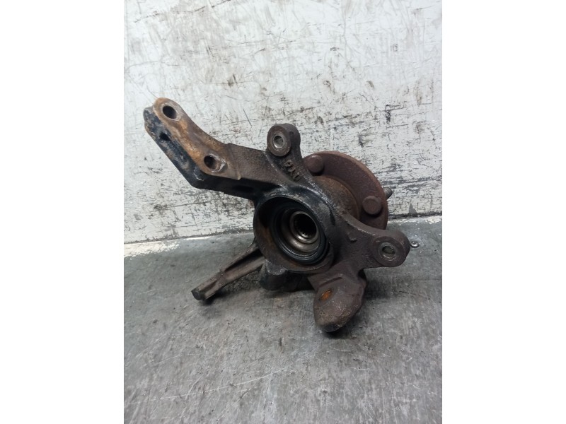 Recambio de mangueta delantera izquierda para nissan micra ii (k11) 1.0 i 16v referencia OEM IAM   