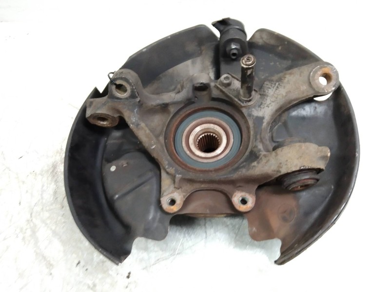 Recambio de mangueta trasera izquierda para mercedes clase c (w202) berlina 1.8 16v cat referencia OEM IAM   