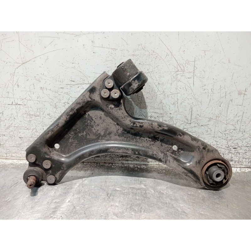 Recambio de brazo suspension inferior delantero izquierdo para opel combo furgoneta/monovolumen 1.3 cdti 16v referencia OEM IAM 