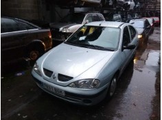 renault megane i fase 2 berlina (ba0) del año 2001