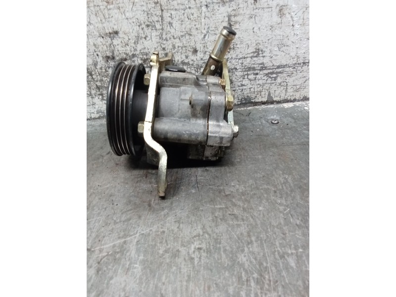 Recambio de bomba direccion para nissan micra ii (k11) 1.0 i 16v referencia OEM IAM   