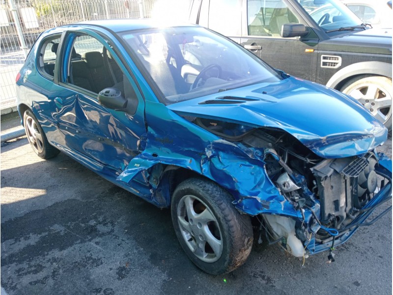 peugeot 206 berlina del año 2004