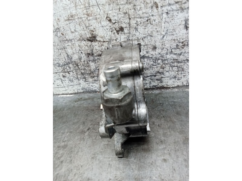 Recambio de depresor freno / bomba vacio para volkswagen passat berlina (3c2) highline referencia OEM IAM 03L145100  