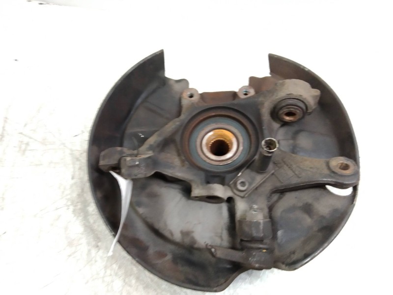 Recambio de mangueta trasera derecha para mercedes clase c (w202) berlina 1.8 16v cat referencia OEM IAM   