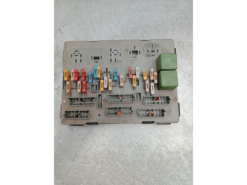 Recambio de caja reles / fusibles para peugeot 405 i (15b) 1.8 turbo diesel referencia OEM IAM   