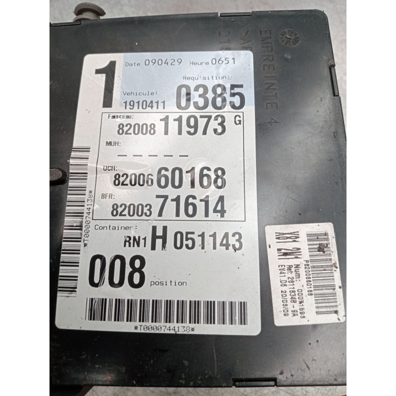 Recambio de caja reles / fusibles para renault espace iv (jk0/1_) 2.0 dci (jk02, jk03) referencia OEM IAM 8200811973G 8200660168