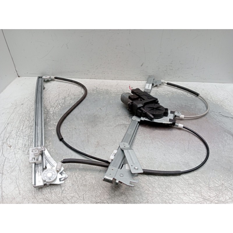 Recambio de elevalunas delantero izquierdo para renault espace iv (jk0/1_) 2.0 dci (jk02, jk03) referencia OEM IAM 101683 5P 