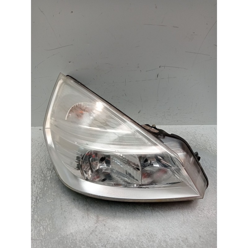 Recambio de faro derecho para renault espace iv (jk0/1_) 2.0 dci (jk02, jk03) referencia OEM IAM 8200394704  