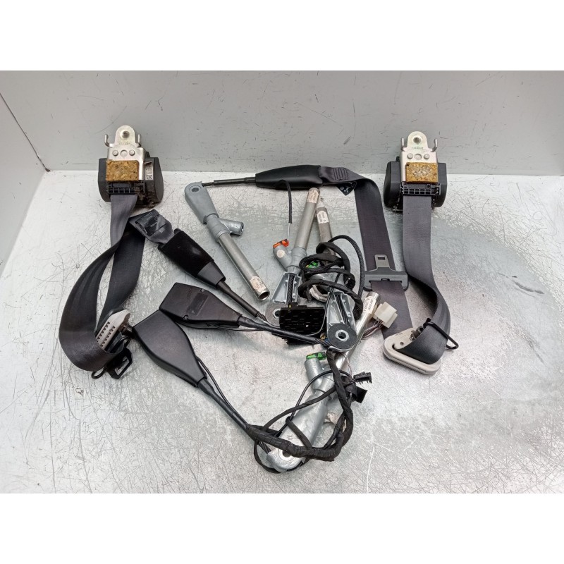 Recambio de juego cinturones delantero para renault espace iv (jk0/1_) 2.0 dci (jk02, jk03) referencia OEM IAM  5P 
